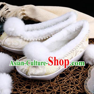 Chinese Ancient Princess Shoes Handmade Beige Brocade Shoes Traditional Hanfu Winter Shoes