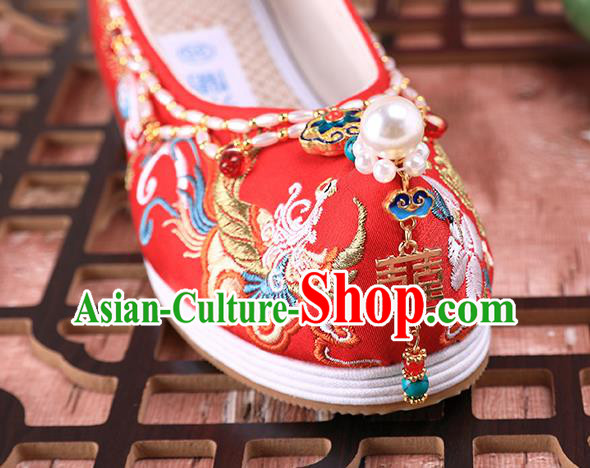 Chinese Traditional Hanfu Red Shoes Ancient Bride Wedding Pearls Shoes Embroidered Phoenix Shoes Chinese Traditional Hanfu Red Shoes Ancient Bride Wedding Pearls Shoes Embroidered Phoenix Shoes