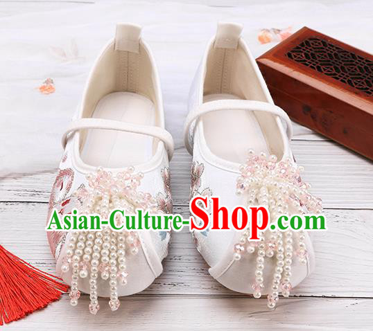 China Classical Hanfu Shoes Traditional Embroidered White Shoes for Kids China Classical Hanfu Shoes Traditional Embroidered White Shoes for Kids