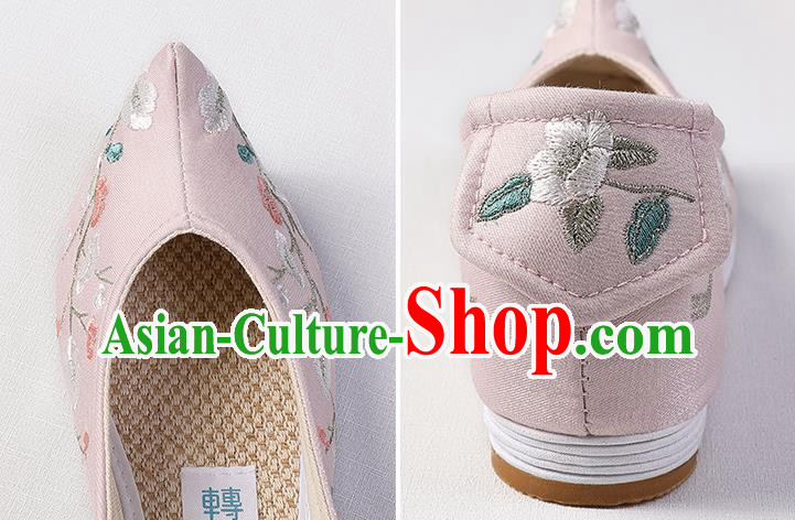 Chinese Handmade Embroidered Mangnolia Pink Shoes Traditional Ming Dynasty Princess Shoes Chinese Handmade Embroidered Mangnolia Pink Shoes Traditional Ming Dynasty Princess Shoes