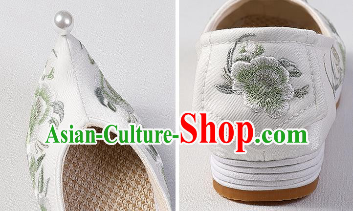 Chinese Bow Shoes Handmade Embroidered Peach Blossom Shoes Traditional Hanfu Shoes Chinese Bow Shoes Handmade Embroidered Peach Blossom Shoes Traditional Hanfu Shoes