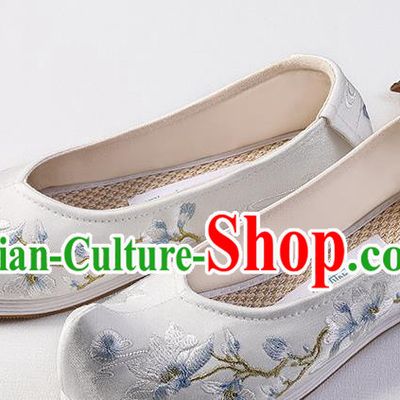 Chinese Handmade Embroidered Mangnolia Shoes Traditional Hanfu Shoes White Cloth Bow Shoes