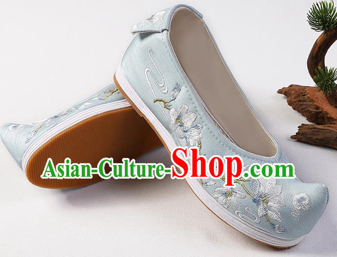 Chinese Traditional Ming Dynasty Hanfu Shoes Blue Satin Bow Shoes Embroidered Mangnolia Shoes Chinese Traditional Ming Dynasty Hanfu Shoes Blue Satin Bow Shoes Embroidered Mangnolia Shoes
