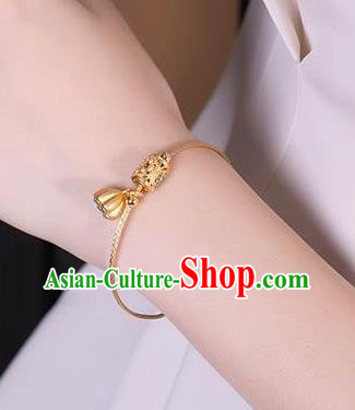 Chinese Classical Kallaite Lotus Seedpod Bracelet Handmade Golden Bangle Jewelry Accessories Chinese Classical Kallaite Lotus Seedpod Bracelet Handmade Golden Bangle Jewelry Accessories