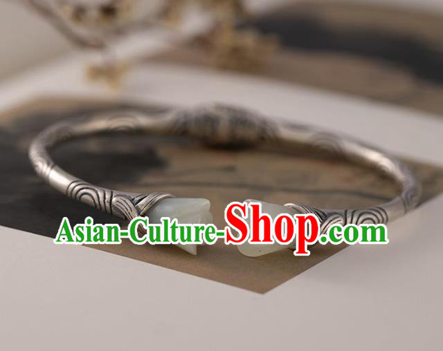 China Handmade Jade Mangnolia Bracelet Accessories Traditional Silver Bangle Jewelry China Handmade Jade Mangnolia Bracelet Accessories Traditional Silver Bangle Jewelry