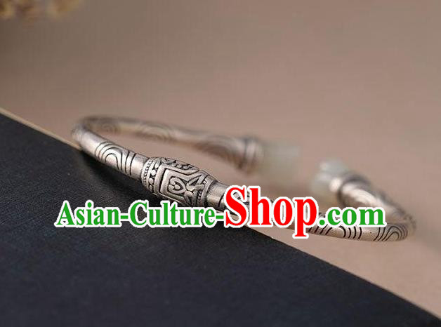 China Handmade Jade Mangnolia Bracelet Accessories Traditional Silver Bangle Jewelry China Handmade Jade Mangnolia Bracelet Accessories Traditional Silver Bangle Jewelry