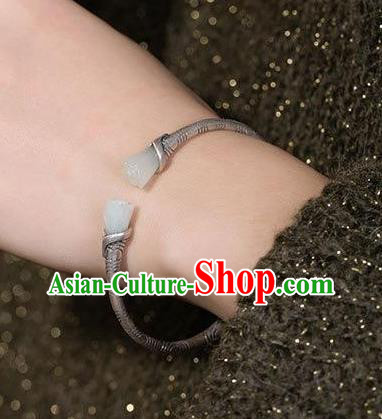 China Handmade Jade Mangnolia Bracelet Accessories Traditional Silver Bangle Jewelry China Handmade Jade Mangnolia Bracelet Accessories Traditional Silver Bangle Jewelry