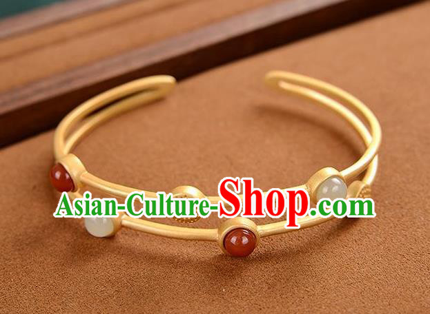 China Handmade White Chalcedony Bracelet Accessories Traditional Golden Bangle Jewelry China Handmade White Chalcedony Bracelet Accessories Traditional Golden Bangle Jewelry