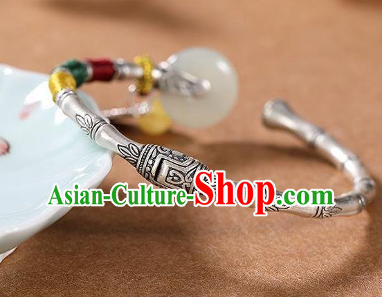 China Handmade Jade Peace Buckle Bracelet Accessories Traditional Silver Bamboo Bangle Jewelry China Handmade Jade Peace Buckle Bracelet Accessories Traditional Silver Bamboo Bangle Jewelry