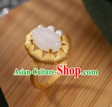 Chinese Classical White Chalcedony Circlet Handmade Jewelry Accessories National Pearls Golden Ring Chinese Classical White Chalcedony Circlet Handmade Jewelry Accessories National Pearls Golden Ring