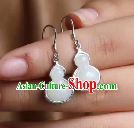 China Traditional Jade Cloud Ear Jewelry Accessories National Cheongsam Silver Earrings China Traditional Jade Cloud Ear Jewelry Accessories National Cheongsam Silver Earrings