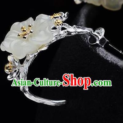 China Traditional Jade Plum Ear Jewelry Accessories National Cheongsam Silver Earrings