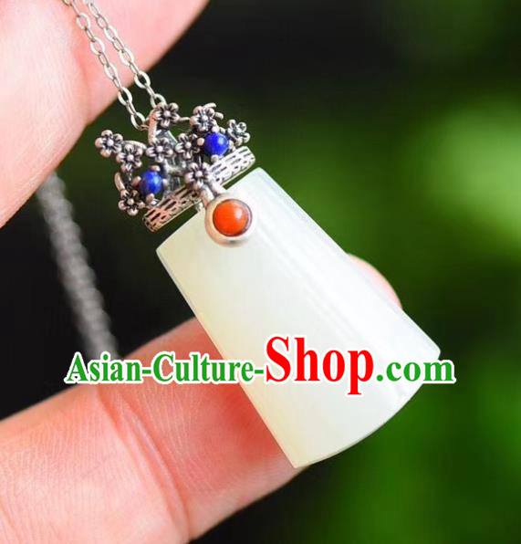 China Traditional Cheongsam Jade Necklace Jewelry Handmade Silver Plum Necklet Pendant Accessories China Traditional Cheongsam Jade Necklace Jewelry Handmade Silver Plum Necklet Pendant Accessories