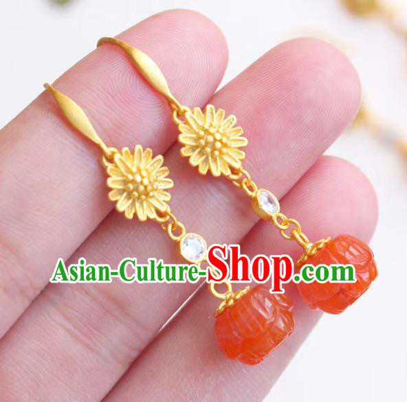China Traditional Golden Chrysanthemum Ear Jewelry Accessories Classical Cheongsam Agate Bead Earrings China Traditional Golden Chrysanthemum Ear Jewelry Accessories Classical Cheongsam Agate Bead Earrings