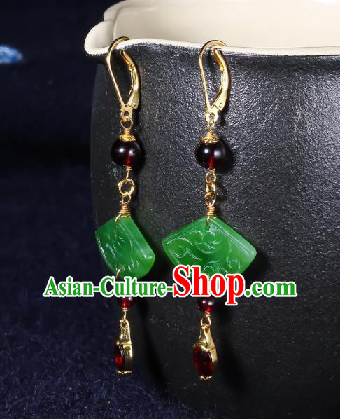 China Traditional Garnet Ear Jewelry Accessories Classical Cheongsam Jade Fan Earrings China Traditional Garnet Ear Jewelry Accessories Classical Cheongsam Jade Fan Earrings