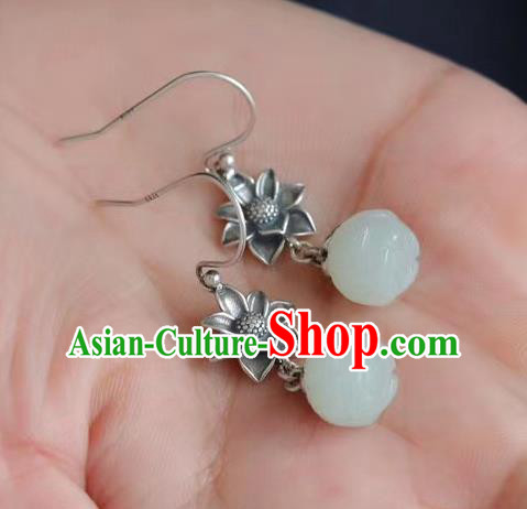 China Traditional Hetian Jade Ear Jewelry Accessories Classical Cheongsam Silver Lotus Earrings China Traditional Hetian Jade Ear Jewelry Accessories Classical Cheongsam Silver Lotus Earrings