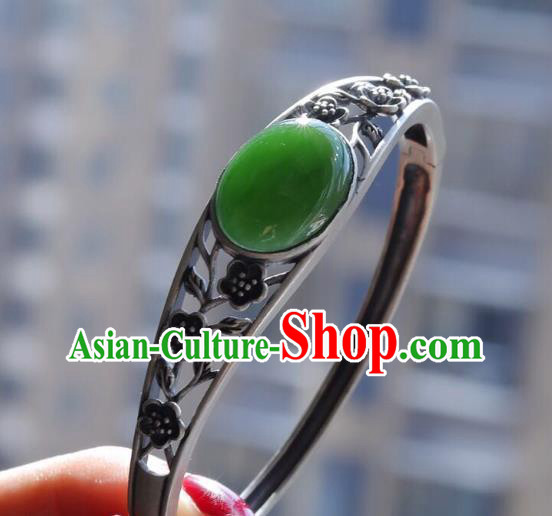 China Handmade Silver Carving Plum Bracelet Accessories Traditional National Chrysoprase Bangle Jewelry China Handmade Silver Carving Plum Bracelet Accessories Traditional National Chrysoprase Bangle Jewelry