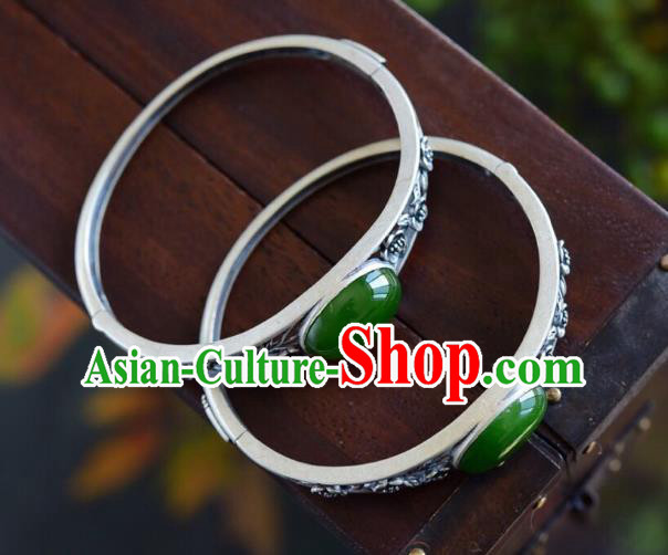China Handmade Silver Carving Plum Bracelet Accessories Traditional National Chrysoprase Bangle Jewelry China Handmade Silver Carving Plum Bracelet Accessories Traditional National Chrysoprase Bangle Jewelry