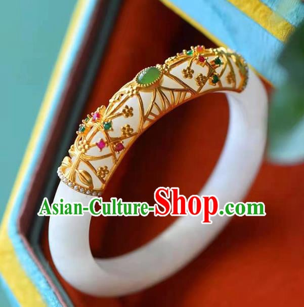 China Handmade Emerald Bracelet Traditional Jewelry Accessories National White Jade Bangle China Handmade Emerald Bracelet Traditional Jewelry Accessories National White Jade Bangle