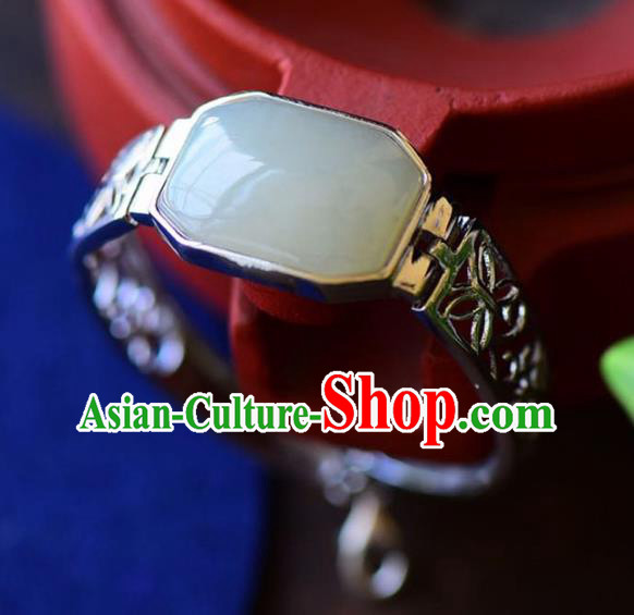 China Handmade Bracelet Traditional Jewelry Accessories National Silver Carving Bangle China Handmade Bracelet Traditional Jewelry Accessories National Silver Carving Bangle