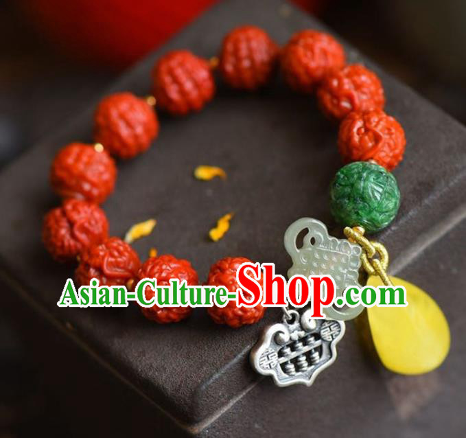 China Handmade Agate Carving Dragon Bracelet Traditional Jewelry Accessories National Beeswax Silver Bangle China Handmade Agate Carving Dragon Bracelet Traditional Jewelry Accessories National Beeswax Silver Bangle