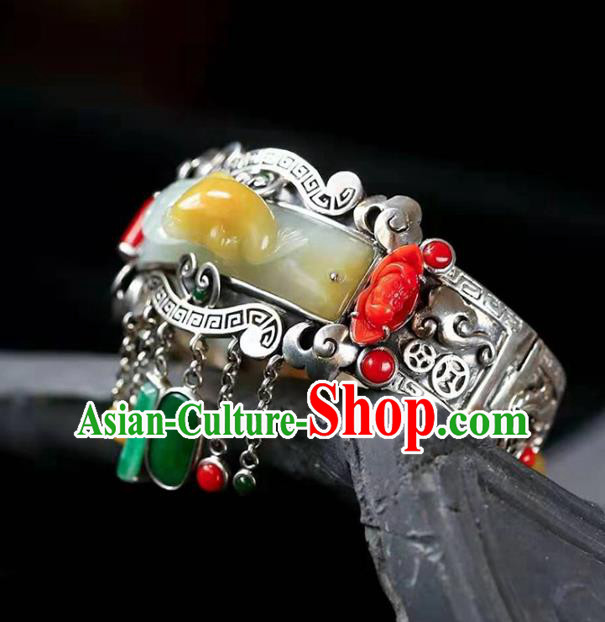 China Handmade Retro Silver Bracelet Traditional Jewelry Accessories National Jade Carving Bangle China Handmade Retro Silver Bracelet Traditional Jewelry Accessories National Jade Carving Bangle