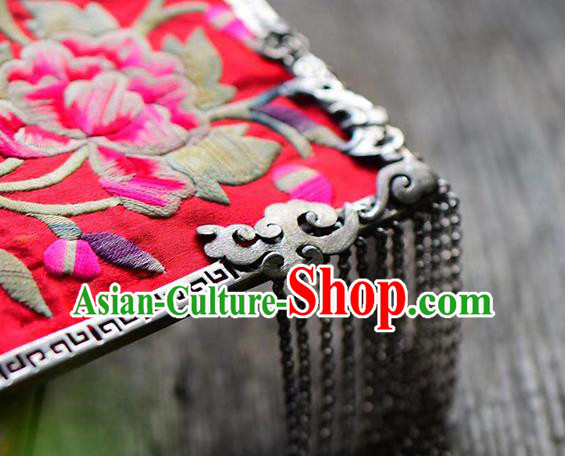 Chinese Classical Embroidered Necklet Pendant Handmade National Necklace Ethnic Silver Accessories Chinese Classical Embroidered Necklet Pendant Handmade National Necklace Ethnic Silver Accessories