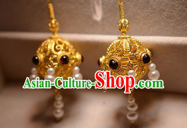 Chinese Ancient Court Golden Lantern Ear Jewelry Traditional Tang Dynasty Garnet Earrings Accessories Chinese Ancient Court Golden Lantern Ear Jewelry Traditional Tang Dynasty Garnet Earrings Accessories