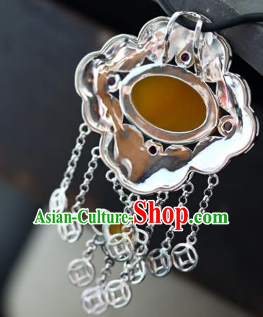 China Traditional Necklace Classical Cheongsam Silver Tassel Necklet Canary Stone Jewelry Accessories China Traditional Necklace Classical Cheongsam Silver Tassel Necklet Canary Stone Jewelry Accessories