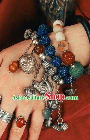 China Classical Silver Tassel Wristlet Chain Traditional Bracelet Accessories Bangle Jewelry China Classical Silver Tassel Wristlet Chain Traditional Bracelet Accessories Bangle Jewelry