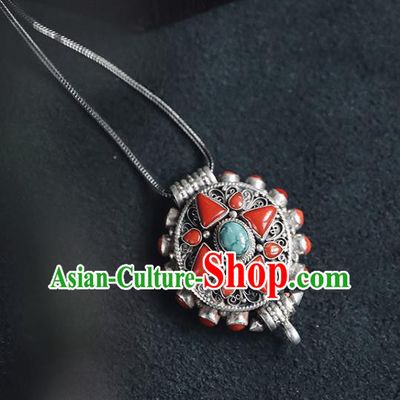 Chinese Classical Kallaite Jewelry National Silver Carving Necklace Handmade Ethnic Necklet Accessories