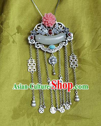 Chinese Handmade National Silver Tassel Breastpin Pendant Cheongsam Jewelry Accessories Classical Jade Brooch Chinese Handmade National Silver Tassel Breastpin Pendant Cheongsam Jewelry Accessories Classical Jade Brooch