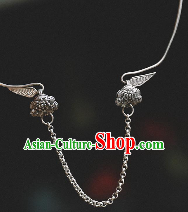 Chinese Ethnic Silver Plum Blossom Necklet Classical Cheongsam Jewelry Accessories Handmade National Necklace Chinese Ethnic Silver Plum Blossom Necklet Classical Cheongsam Jewelry Accessories Handmade National Necklace