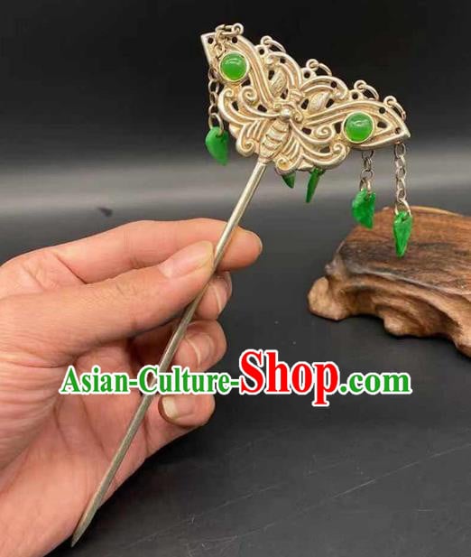 China Traditional Hair Accessories Classical Silver Carving Butterfly Hairpin Handmade Tassel Hair Stick China Traditional Hair Accessories Classical Silver Carving Butterfly Hairpin Handmade Tassel Hair Stick