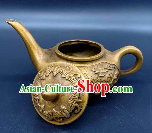 Handmade Chinese Carving Pine Deer Teapot Ornaments Traditional Brass Craft Kettle