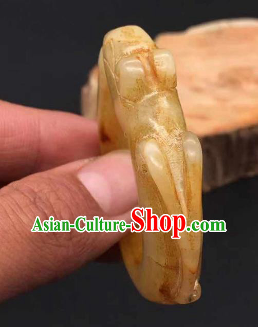 China Traditional Jade Pendant Handmade Carving Dragon Hand Piece China Traditional Jade Pendant Handmade Carving Dragon Hand Piece