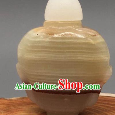China Handmade Collection Tabatiere Anatomique Traditional Jade Carving Snuff Bottle