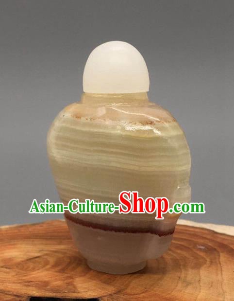 China Handmade Collection Tabatiere Anatomique Traditional Jade Carving Snuff Bottle China Handmade Collection Tabatiere Anatomique Traditional Jade Carving Snuff Bottle