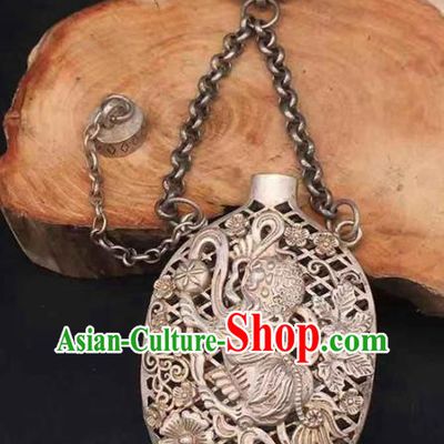 Chinese Handmade Sachet Brooch Classical Ethnic Accessories National Silver Carving Pi Xiu Pendant Jewelry