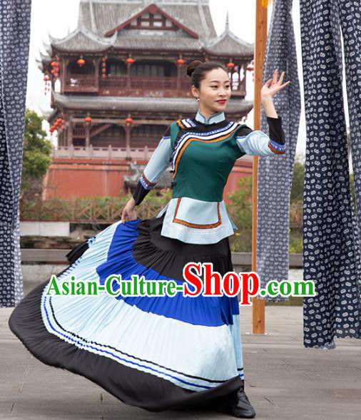 China Traditional Yi Nationality Folk Dance Clothing Ethnic Women Dance Outfits China Traditional Yi Nationality Folk Dance Clothing Ethnic Women Dance Outfits