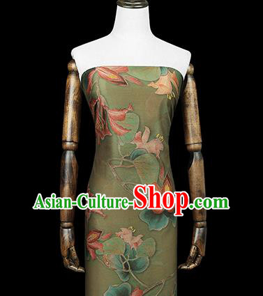 Chinese Traditional Green Silk Drapery Cheongsam Gambiered Guangdong Gauze Fabric Classical Flowers Pattern Brocade Chinese Traditional Green Silk Drapery Cheongsam Gambiered Guangdong Gauze Fabric Classical Flowers Pattern Brocade