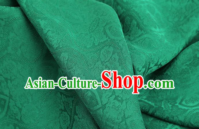 Chinese Jacquard Green Brocade Fabric Traditional Cheongsam Gambiered Guangdong Gauze Classical Silk Drapery Chinese Jacquard Green Brocade Fabric Traditional Cheongsam Gambiered Guangdong Gauze Classical Silk Drapery