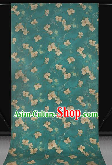 Chinese Cheongsam Green Gambiered Guangdong Gauze Traditional Brocade Drapery Classical Flowers Pattern Silk Fabric Chinese Cheongsam Green Gambiered Guangdong Gauze Traditional Brocade Drapery Classical Flowers Pattern Silk Fabric