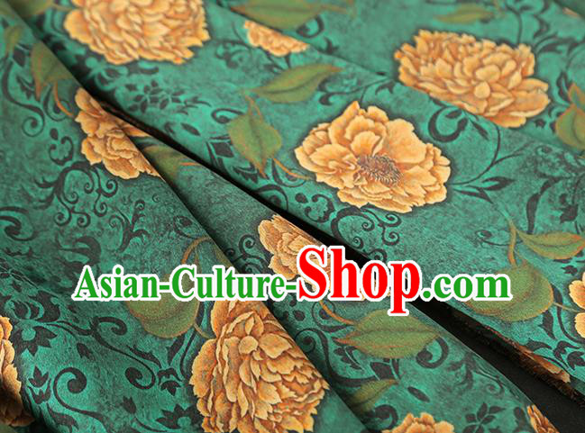 Chinese Classical Roses Pattern Gambiered Guangdong Gauze Traditional Cheongsam Brocade Fabric Green Silk Drapery Chinese Classical Roses Pattern Gambiered Guangdong Gauze Traditional Cheongsam Brocade Fabric Green Silk Drapery