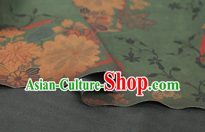 Chinese Traditional Qipao Dress Gambiered Guangdong Gauze Fabric Classical Chrysanthemum Pattern Green Silk Drapery Chinese Traditional Qipao Dress Gambiered Guangdong Gauze Fabric Classical Chrysanthemum Pattern Green Silk Drapery