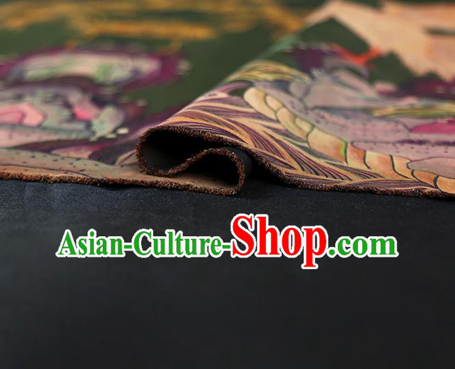 China Classical Deep Green Gambiered Guangdong Gauze Cheongsam Drapery Traditional Silk Fabric China Classical Deep Green Gambiered Guangdong Gauze Cheongsam Drapery Traditional Silk Fabric