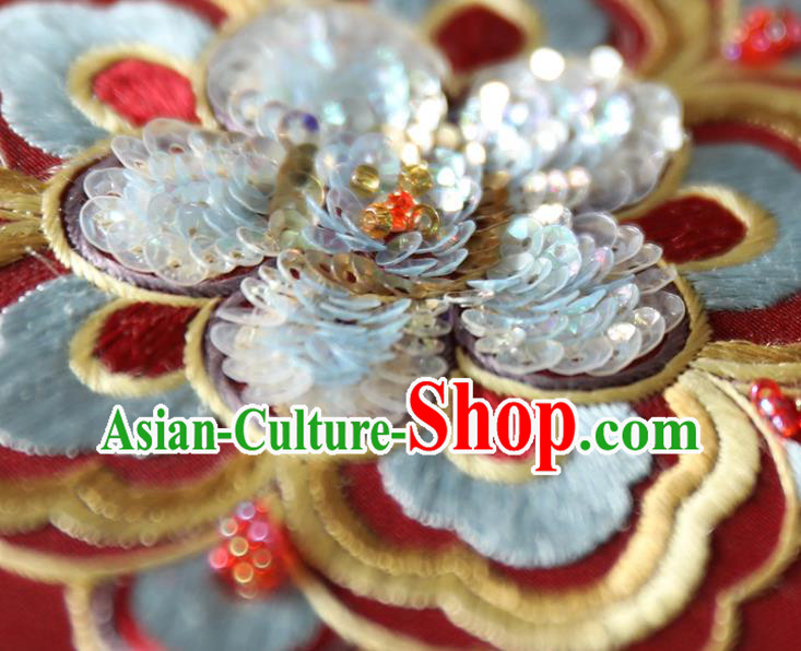 China Traditional Hanfu Red Silk Fan Ancient Princess Palace Fan Wedding Embroidered Fans China Traditional Hanfu Red Silk Fan Ancient Princess Palace Fan Wedding Embroidered Fans
