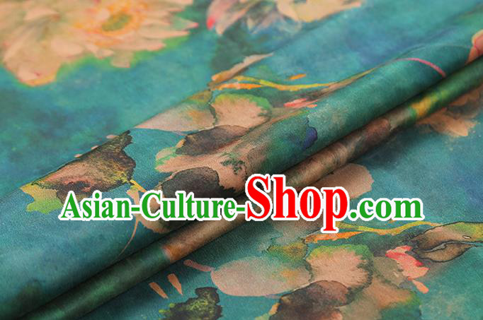 Chinese Classical Lotus Pattern Green Drapery Traditional Qipao Dress Silk Fabric Gambiered Guangdong Gauze Chinese Classical Lotus Pattern Green Drapery Traditional Qipao Dress Silk Fabric Gambiered Guangdong Gauze