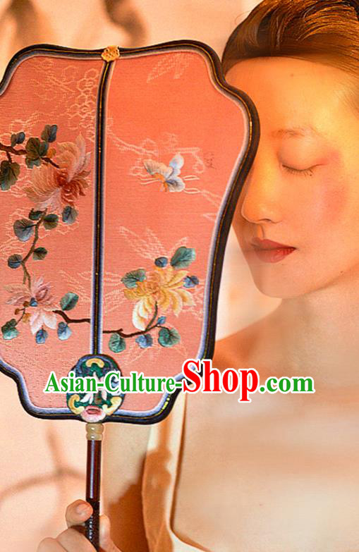 China Traditional Hanfu Pink Silk Fan Wedding Embroidered Chrysanthemum Palace Fan Handmade Fans China Traditional Hanfu Pink Silk Fan Wedding Embroidered Chrysanthemum Palace Fan Handmade Fans