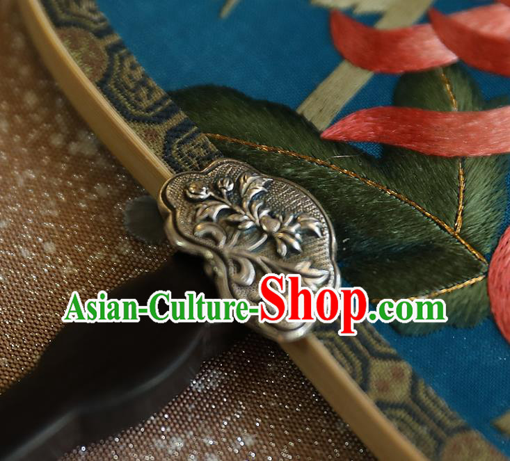 China Wedding Embroidered Chrysanthemum Palace Fan Handmade Fans Traditional Hanfu Blue Silk Fan